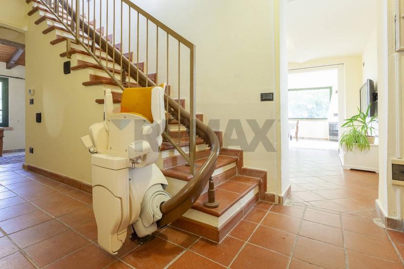 Villa in Strada Maestra 71, Marentino