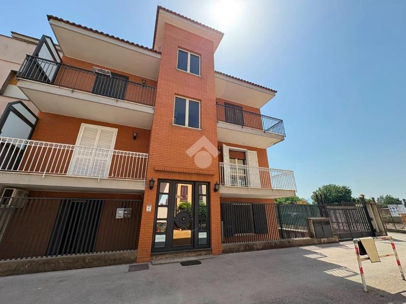 Quadrilocale in Via Fratelli Rosselli 68, Caivano — foto 2 di 5