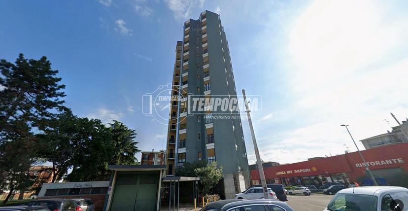 Trilocale in Via Vittorio Veneto 107, Bresso