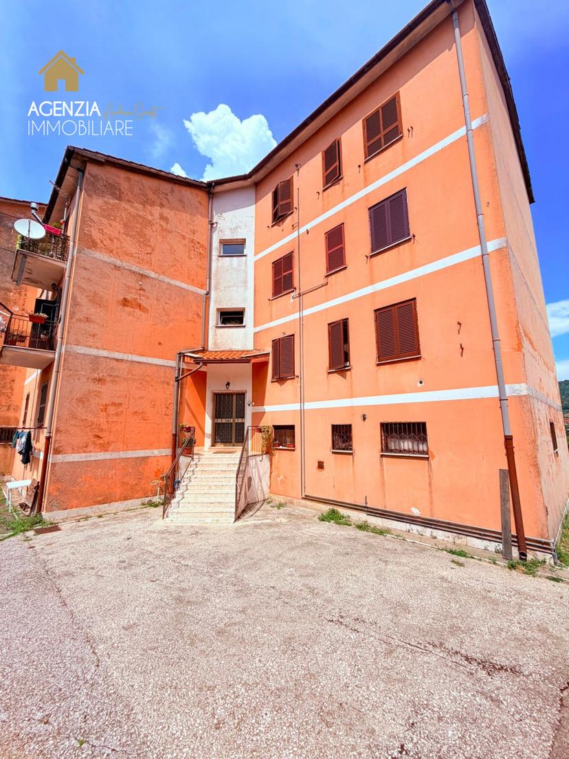 Trilocale in Via della Portella 15, Rocca di Papa — foto 4 di 5