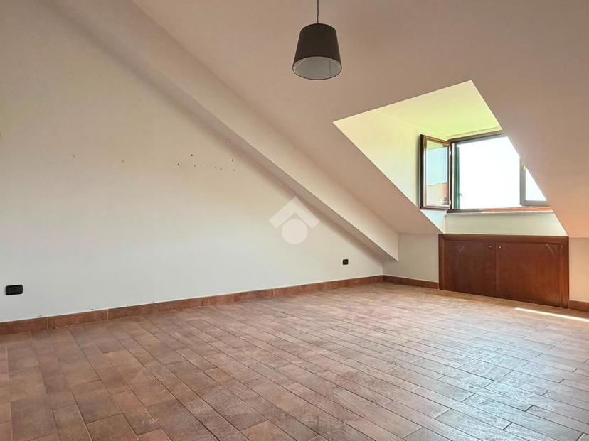 Attico in Via San Francesco d'Assisi 46, Giugliano in Campania — foto 2 di 5