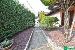Villa in Via B. Drovetti 3, Vauda Canavese