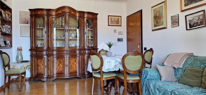 Trilocale in Piazza Gaspare Ambrosini 27, Roma
