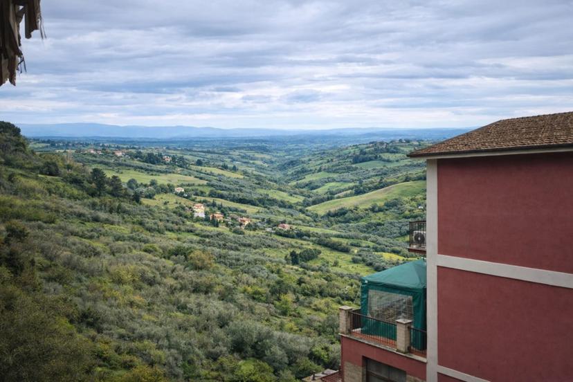 Trilocale in Via Cesare Battisti, Morlupo