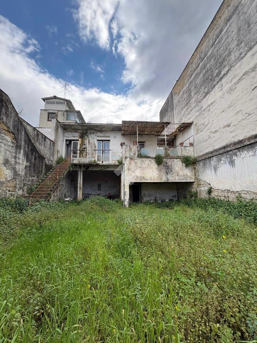 Casa indipendente in Via Giovanni Amendola 39, Afragola