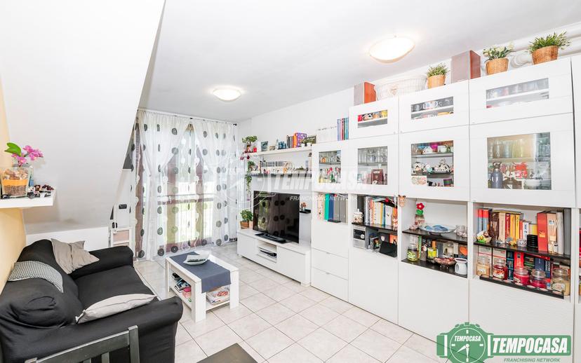 Trilocale, San Giuliano Milanese