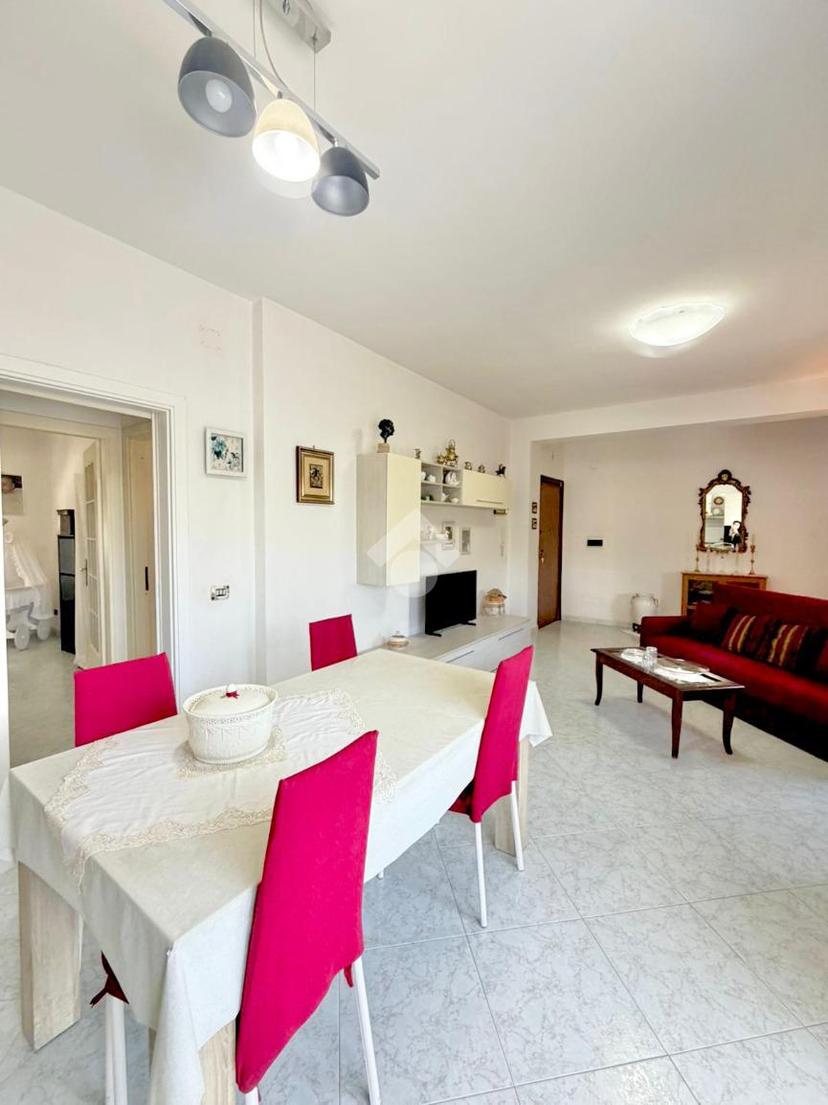 Trilocale in Via Amalfi 23, Casalnuovo di Napoli — foto 3 di 5