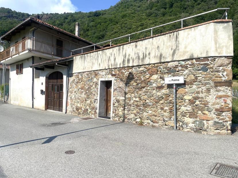 Trilocale in Via Palma 94, Borgofranco d'Ivrea — foto 3 di 5