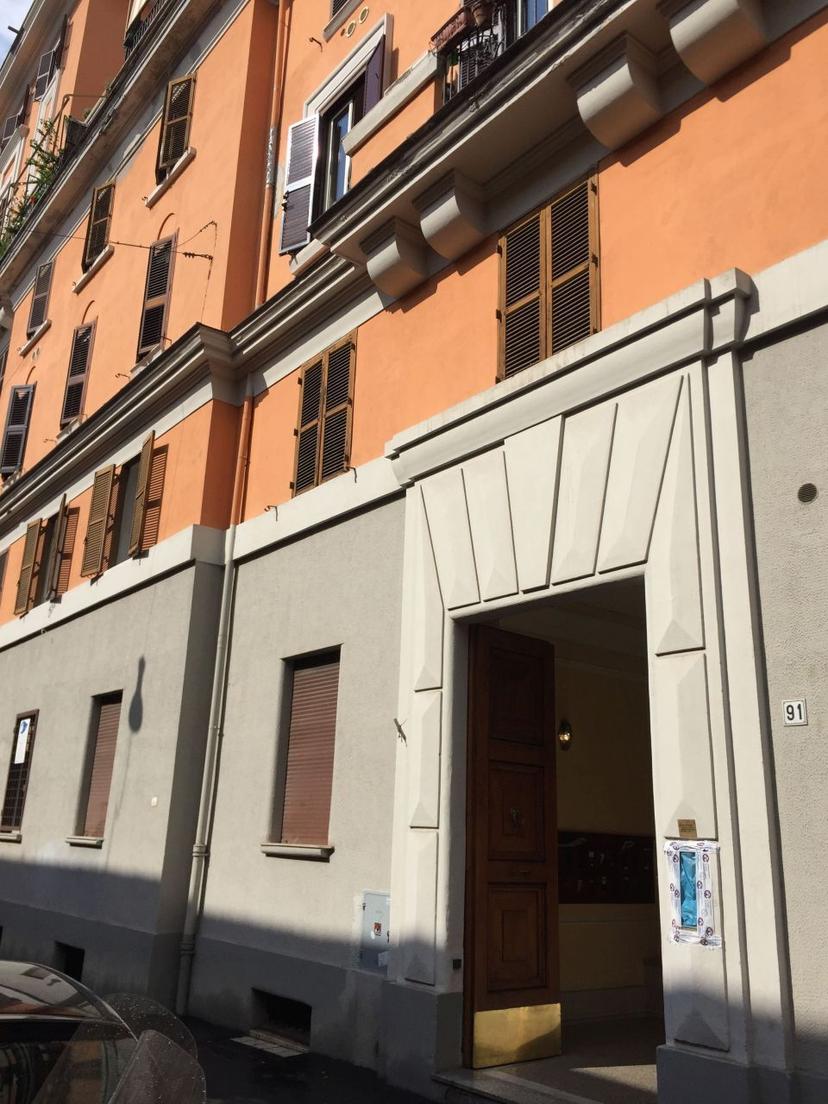Trilocale in Via Nino Bixio 91, Roma