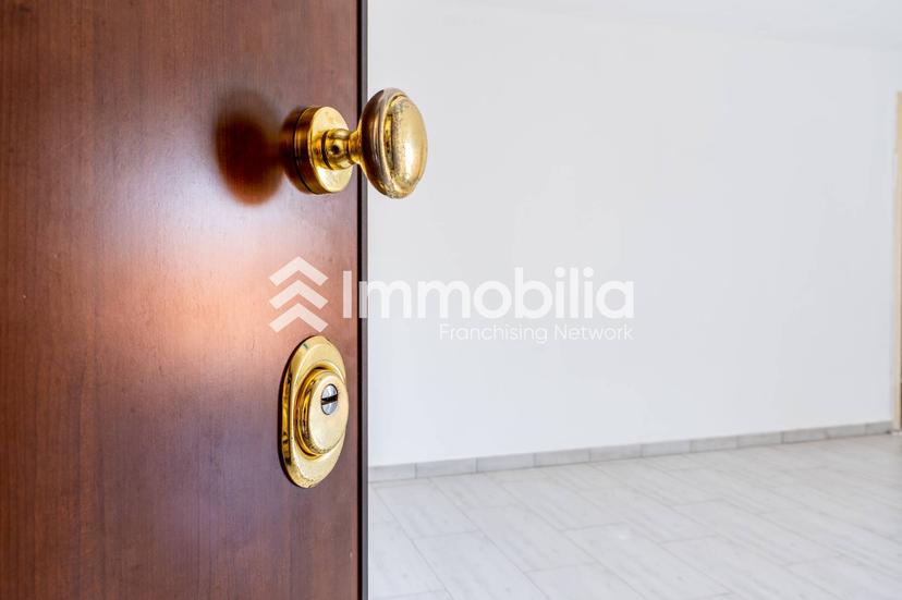 Bilocale in Via Andrea Mensa 20, Venaria Reale — foto 3 di 5