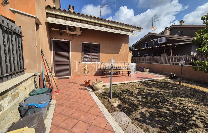 Villa a schiera in Via Eugenio Rinaldi, Cerveteri — foto 4 di 5