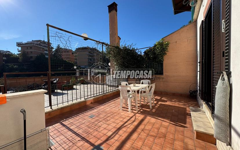 Casa indipendente in Via dei Due Ponti 156, Roma — foto 3 di 5