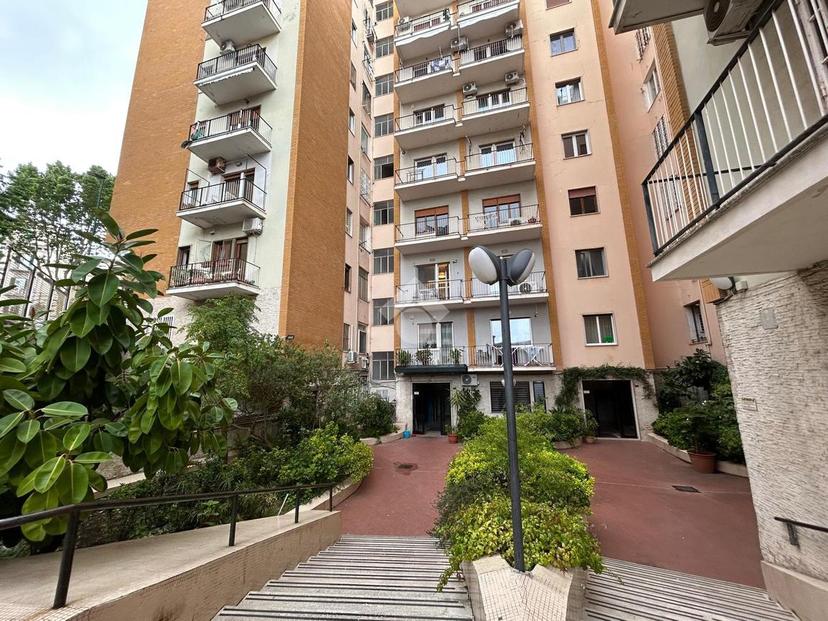 Appartamento in Via Francesco Paolo Michetti, Napoli
