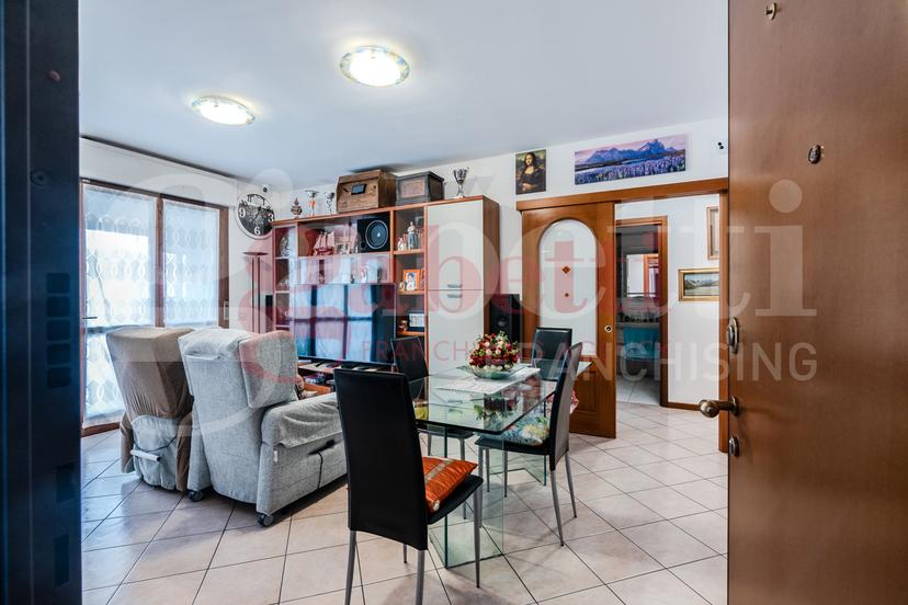 Quadrilocale in Via Donna Prassede 7, Milano