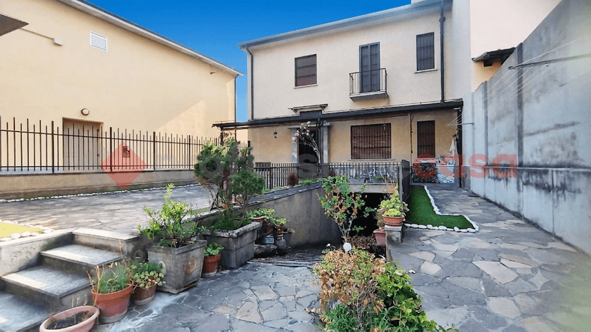 Villa in Via Trento 2, Locate di Triulzi — foto 4 di 5