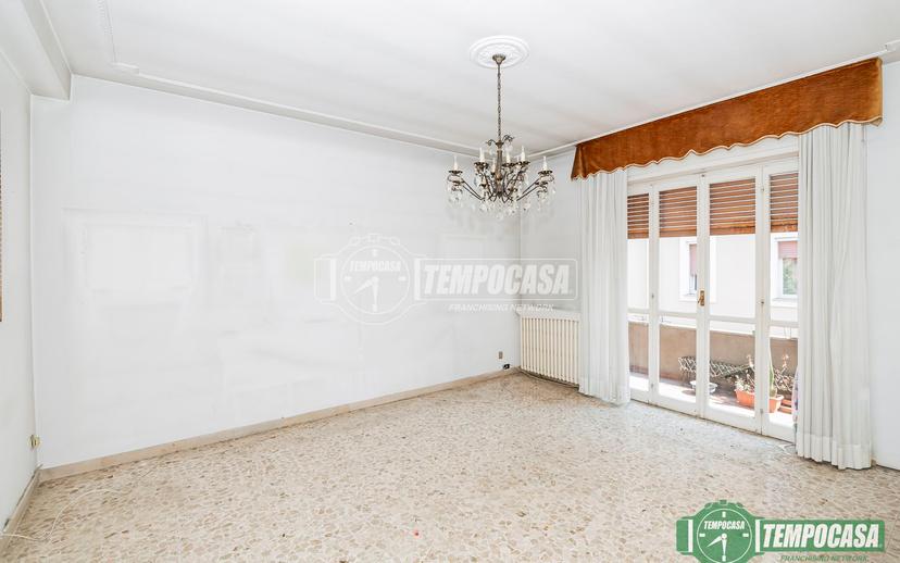 Trilocale in Via Cavour 10/d, San Giuliano Milanese