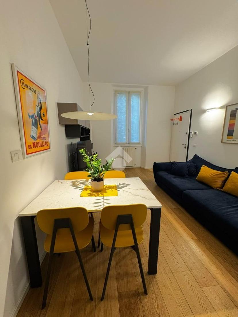 Trilocale in Via Vilfredo Pareto 33, Milano