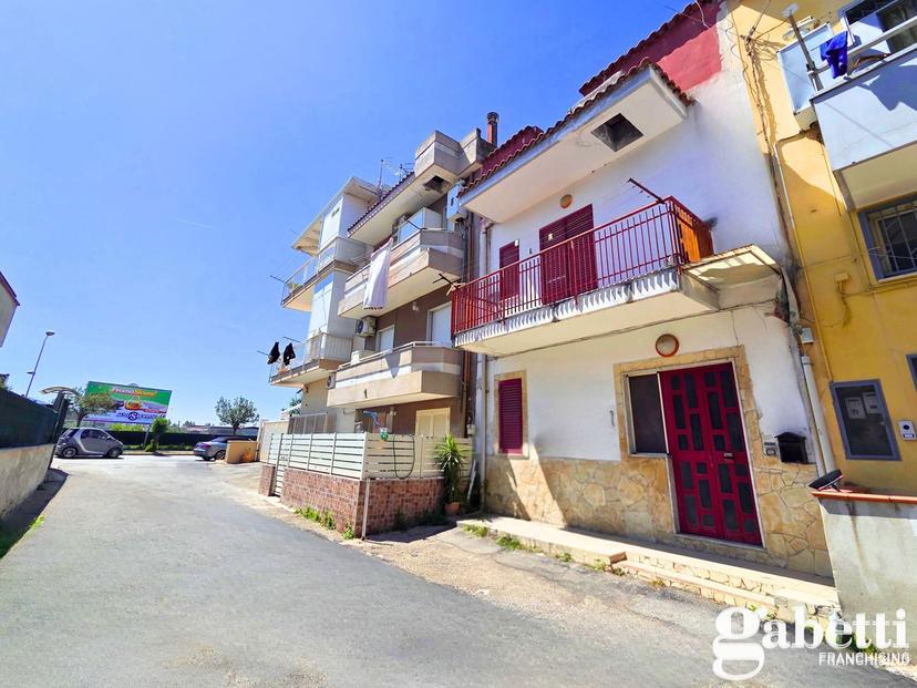 Casa indipendente in Via Nazionale delle Puglie  00, Pomigliano d'Arco — foto 3 di 5