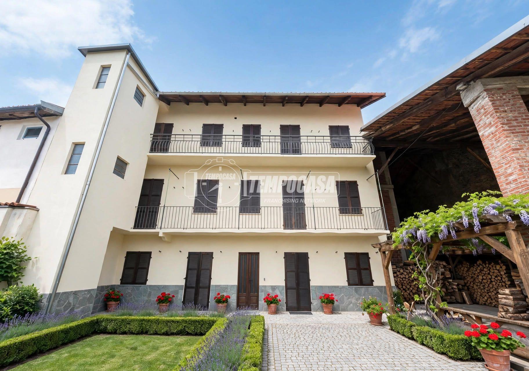 Casa indipendente in Via Giordano Bruno 8, Trana