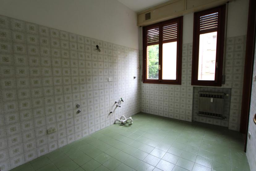 Appartamento in Viale della Costituzione 6, Valsamoggia