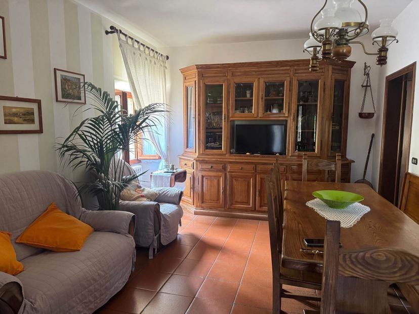 Casa colonica in Via Casa Baldini, Londa — foto 2 di 5