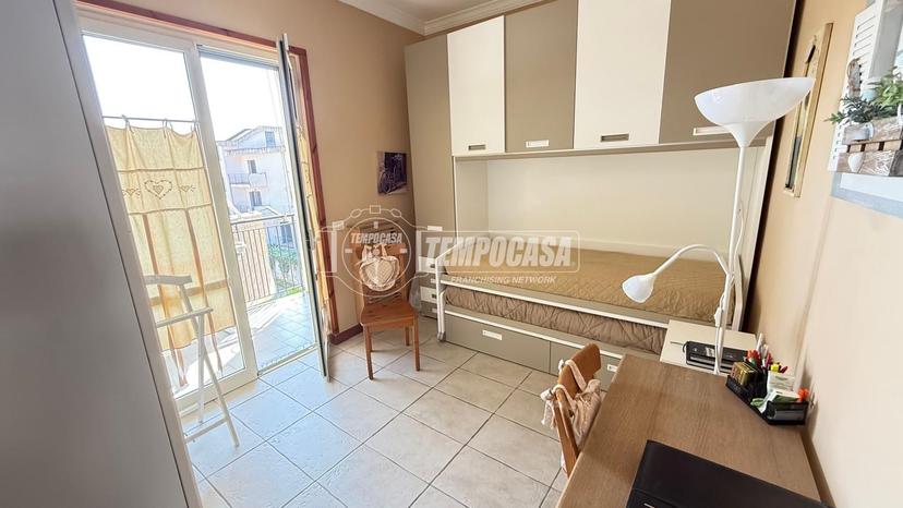 Trilocale in Via Fratelli Cervi 20/-Girasole, Giugliano in Campania — foto 4 di 5