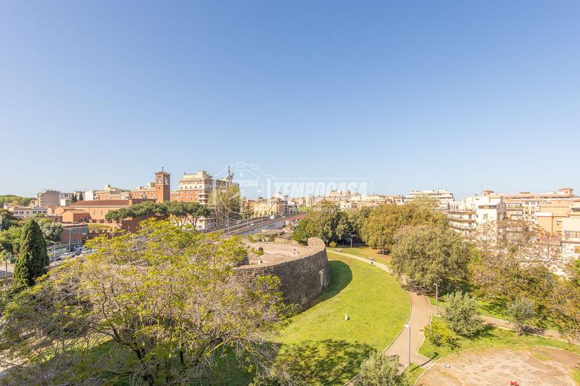 Trilocale, Roma