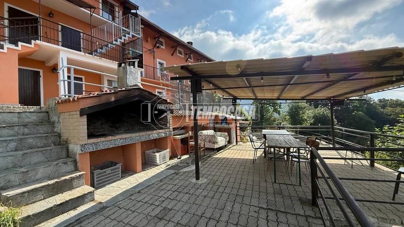 Casa indipendente in Borgata Mompellato 2/Tricetto, Rubiana