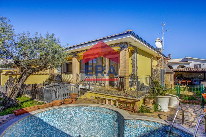 Villa in Via di Pratica di Mare 62, Ardea