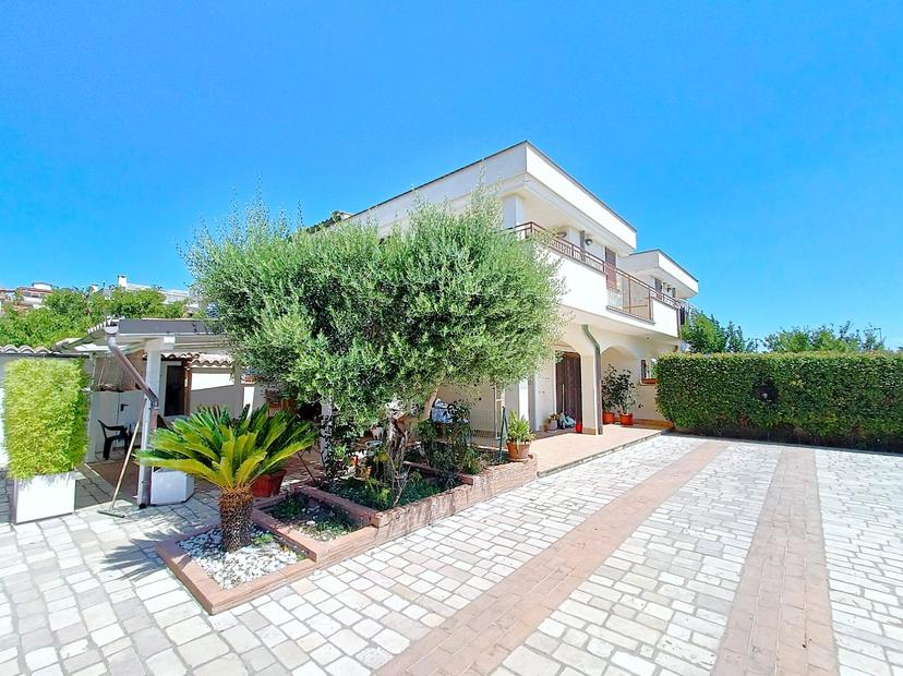 Casa indipendente in Via Rumenia 2, Pomezia — foto 5 di 5