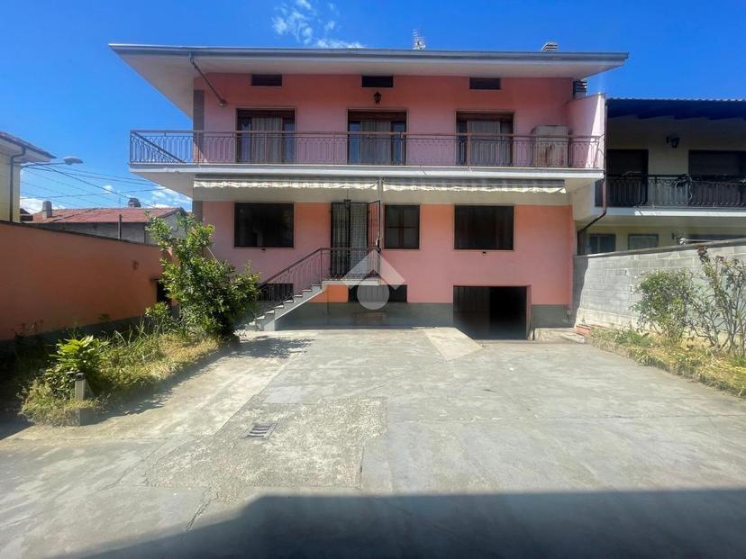 Casa indipendente in Via Umberto I° 9, Foglizzo