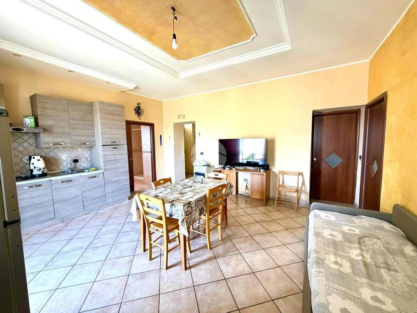 Trilocale in Via Emilio Scaglione 328, Napoli