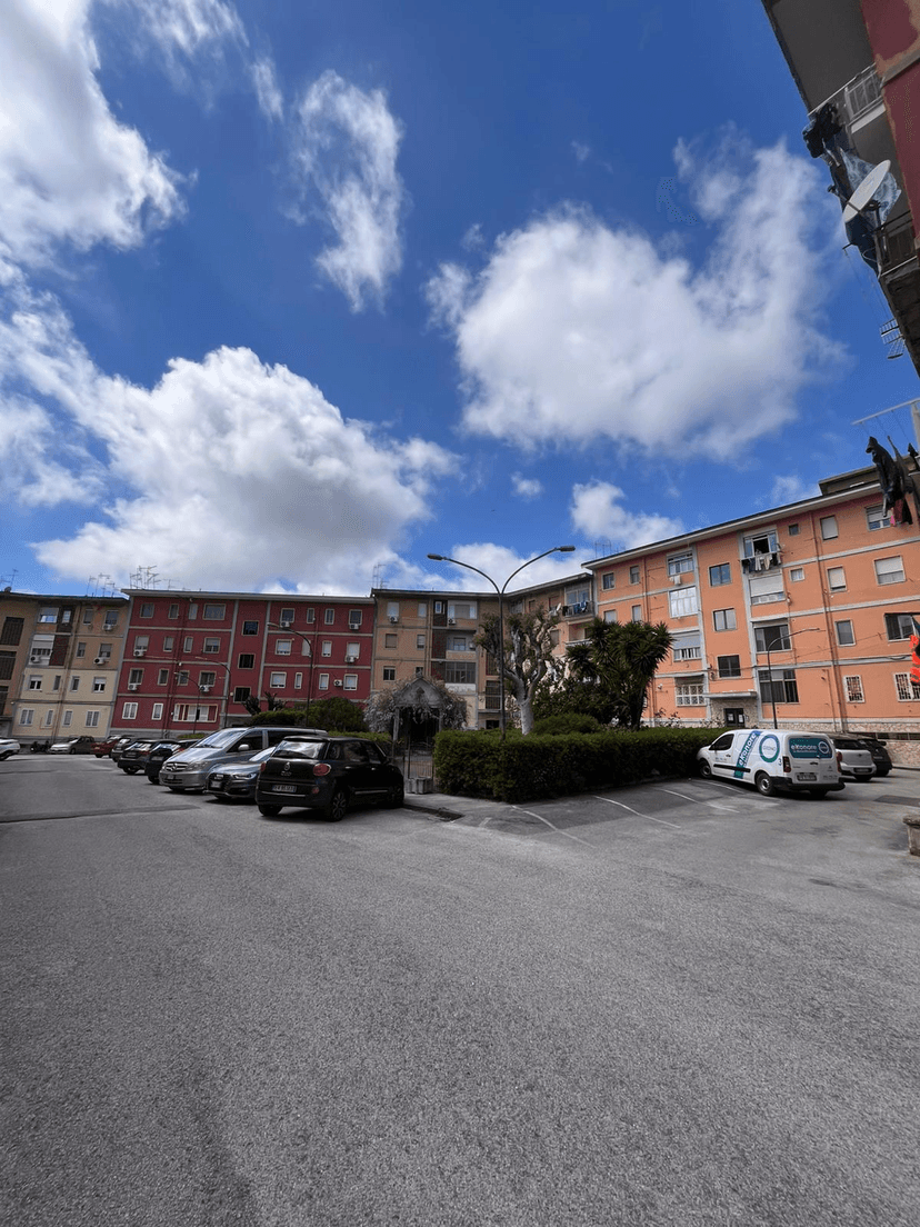 Trilocale in Via Nerva, Napoli