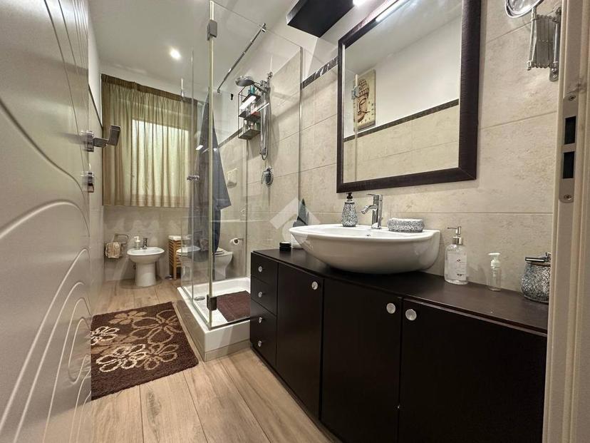 Villa in Via Cincinnato 00, Napoli — foto 3 di 5