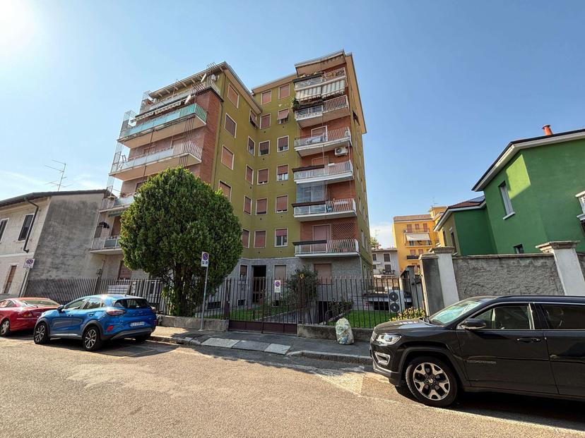 Bilocale, Legnano