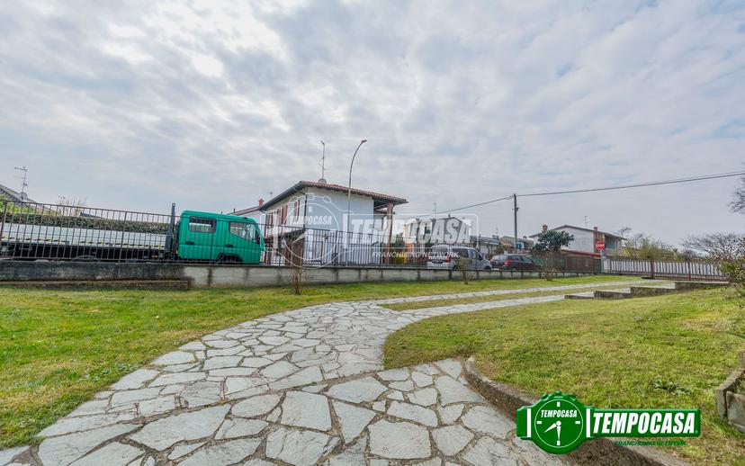 Villa in Via Don Giovanni Minzoni, Motta Visconti — foto 3 di 5