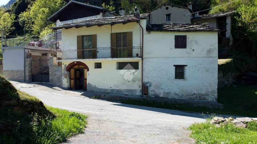 Casa indipendente in Località Castel 2, Bobbio Pellice — foto 3 di 5