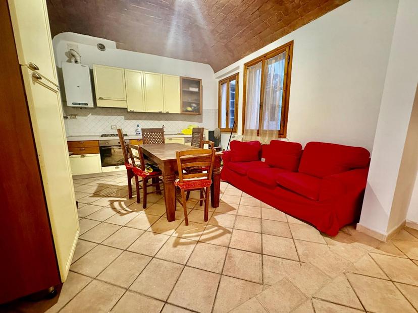 Appartamento in a P. Neri 10, Castelfiorentino — foto 4 di 5