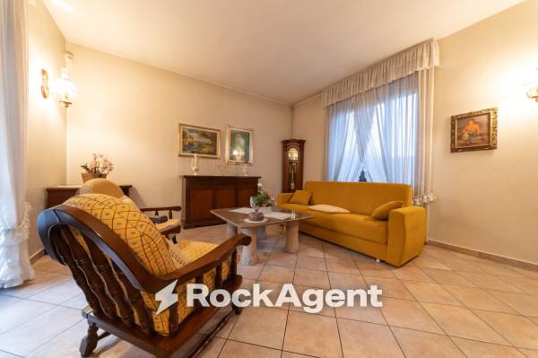 Villa in Via Vittorio Alfieri 39, Cerro Maggiore — foto 3 di 5