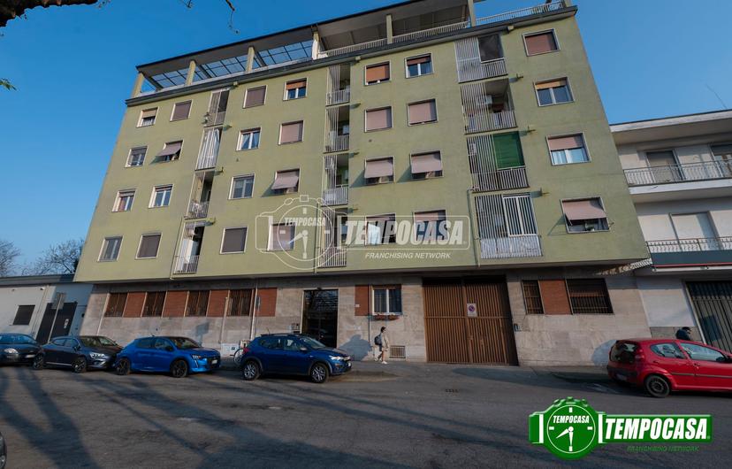 Bilocale in Via Italia, Cesano Boscone — foto 2 di 5