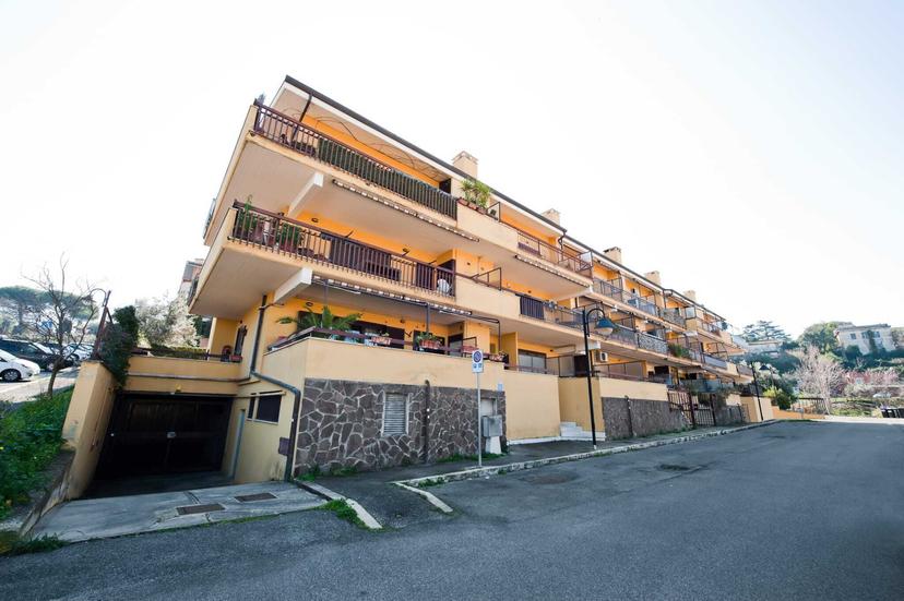 Trilocale in Via del Piscaro, Grottaferrata