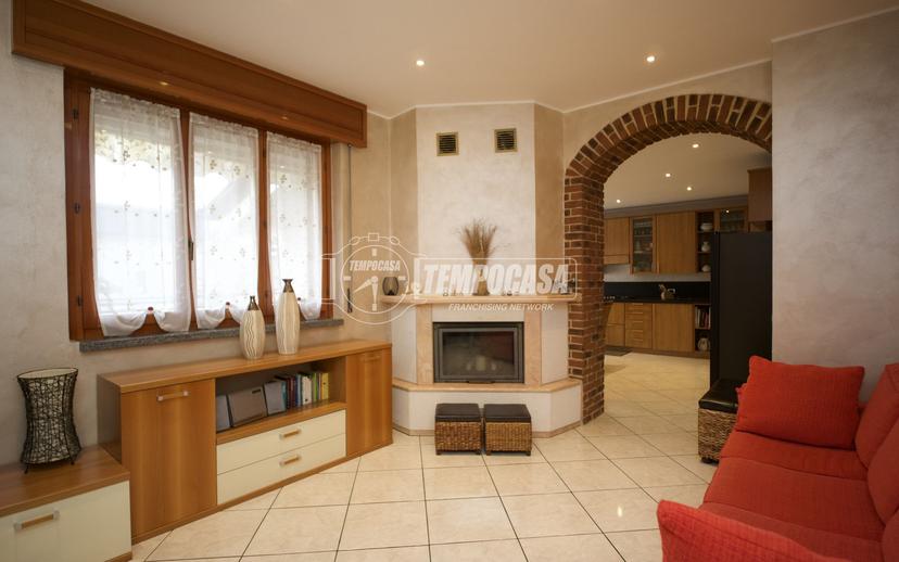 Villa a schiera in Via Guido Cavalcanti 2, Bollate