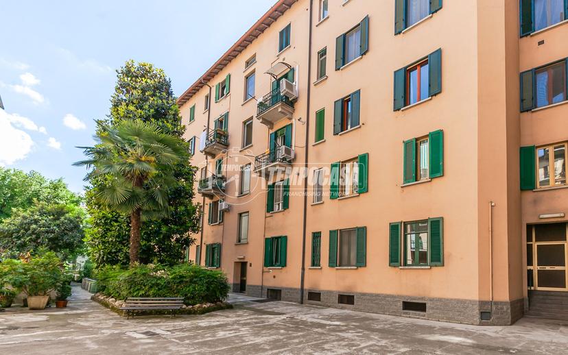 Bilocale in Via Giovita Scalvini 3/C, Milano