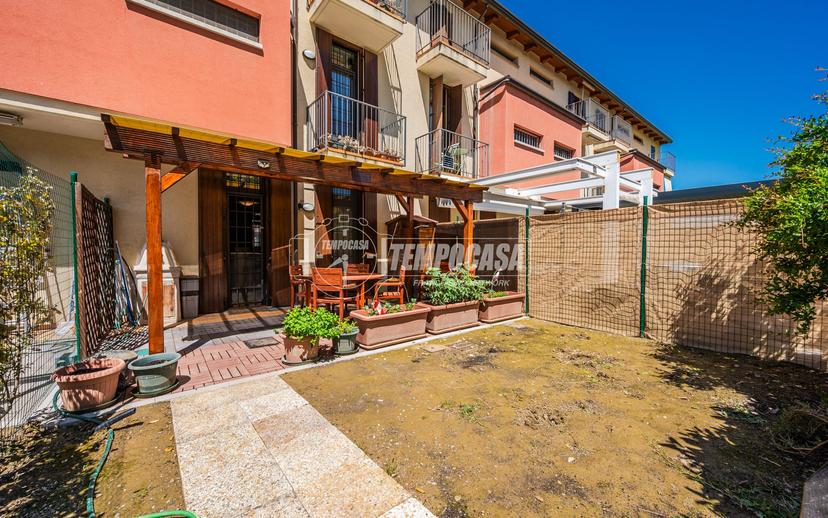 Villa a schiera in Via Claterna, Ozzano dell'Emilia — foto 2 di 5