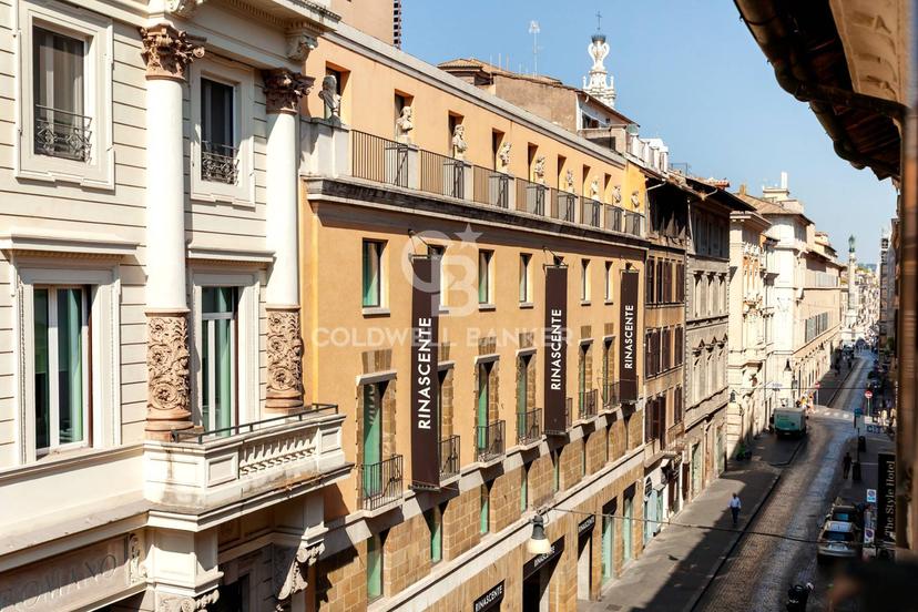 Bilocale in Via Francesco Crispi, Roma