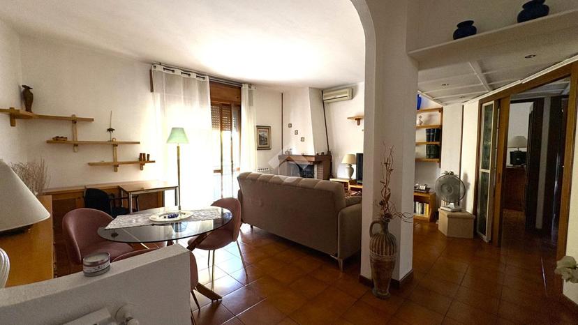 Trilocale in Via Martinelli 49, Senago — foto 3 di 5