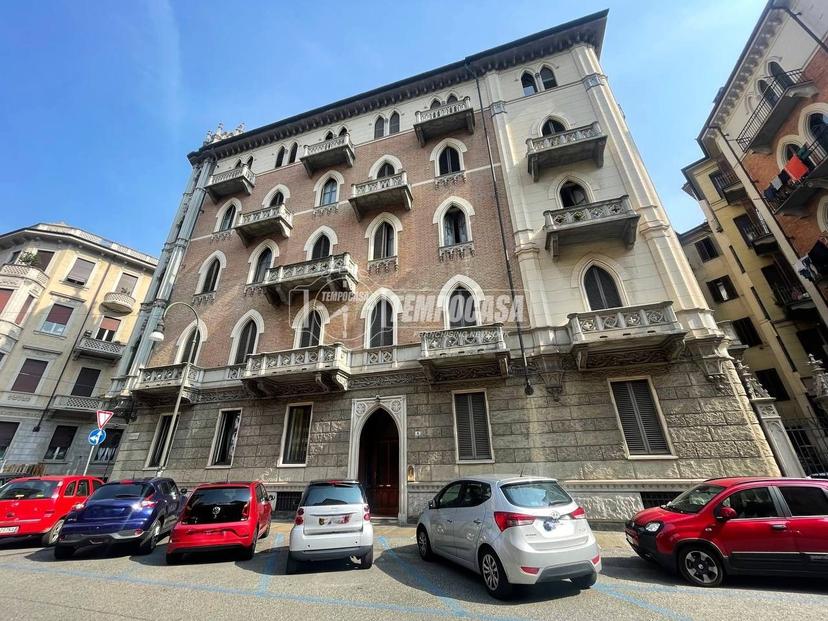 Trilocale in Via Gaetano Filangieri 4, Torino