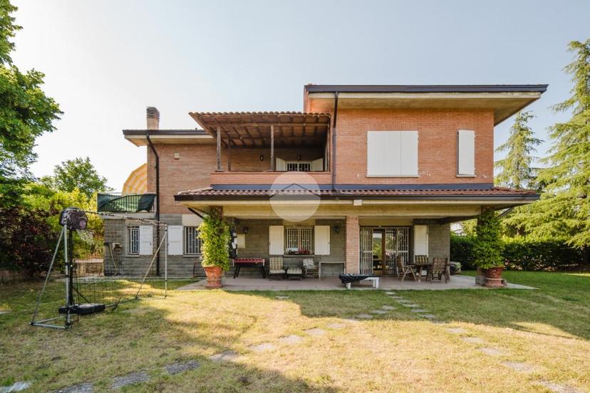 Villa in Via a. Dondarini 5, Monte San Pietro — foto 4 di 5