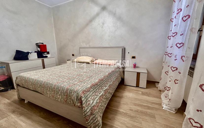 Trilocale in Via Torino 29, Vanzaghello — foto 2 di 5