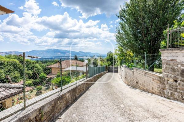 Villa bifamiliare in Via Fontana Marcaccio, Velletri — foto 2 di 5